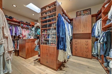 Golf Membership Available! Southwest contemporary luxury meets - photo 32