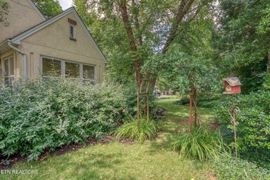 Charming 1930s English Cottage-inspired home where original - photo 50
