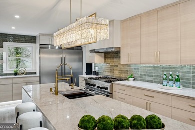 Stylish, low-maintenance Brookhaven living inside gated Ashford - photo 12