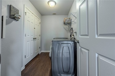 Welcome to this well-maintained 3-bedroom, 2-bath home with a - photo 10