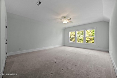 Welcome to Summerhouse on Everett Bay, where comfort, style, and - photo 33