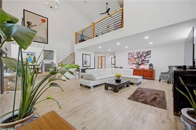 Rare opportunity to own a beautifully updated and meticulously - photo 6
