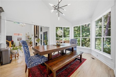 Rare opportunity to own a beautifully updated and meticulously - photo 10