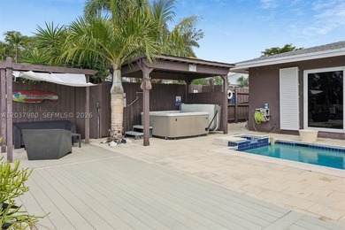 A Newly Renovated Waterfront Masterpiece on Lake Elizabeth Newly - photo 45