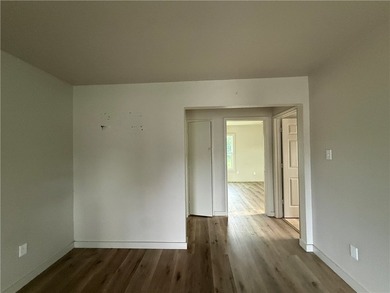 Beautifully remodeled and move-in ready, this charming 2-bedroom - photo 9