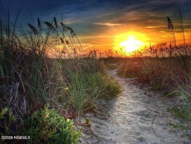 Welcome to the Southern Coast of North Carolina! This charming - photo 50