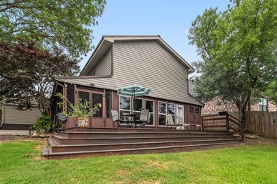 Lake Front Home on Cedar Creek Lake. Great size for all the - photo 2