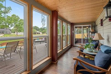 Lake Front Home on Cedar Creek Lake. Great size for all the - photo 8