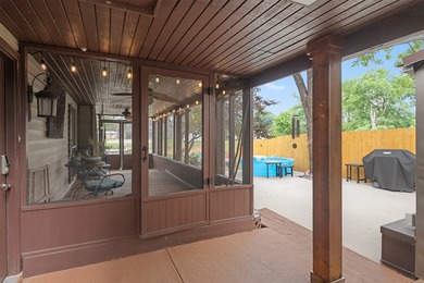 Lake Front Home on Cedar Creek Lake. Great size for all the - photo 9