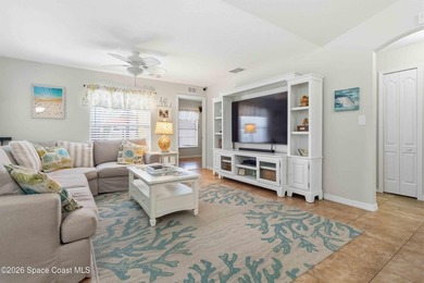 Welcome to this beautifully maintained spacious home that - photo 4
