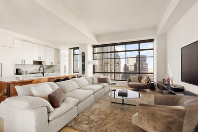 Residence 25C at 25 Park Row Perched high above historic City - photo 2