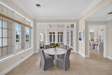 Rarely available exquisite Orchid Island golf estate with 4BR + - photo 14