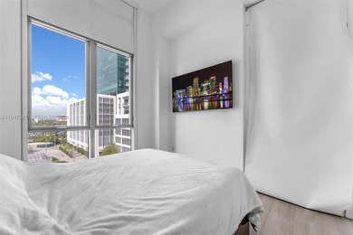 Beautiful 1BD/1BA condo in sought-after Metropolis at Dadeland