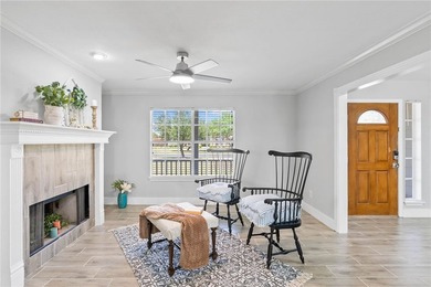 Located on a 1-acre lot in the desirable London ISD, this - photo 6