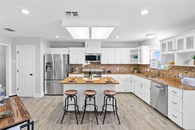 Located on a 1-acre lot in the desirable London ISD, this - photo 10