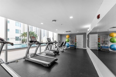 Beautiful 1BD/1BA condo in sought-after Metropolis at Dadeland