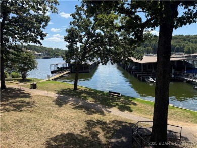 Lake Condo ActiveUnderContr in Osage Beach, Missouri
