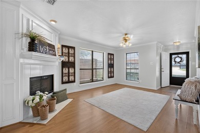 Move-in ready townhome located in the desirable The Havens - photo 4