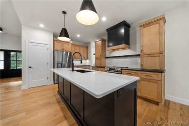 Welcome to this stunning brand-new modern construction home - photo 15