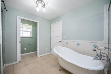 Five fenced acres. Nearly 5,000 square feet under roof. No HOA - photo 18