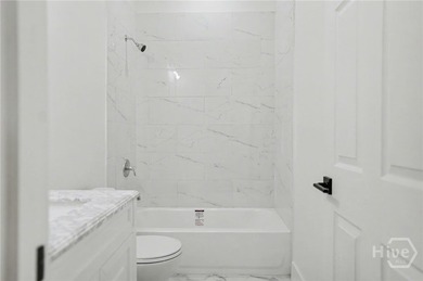 Located on a quiet cobblestone street just minutes from Starland - photo 21