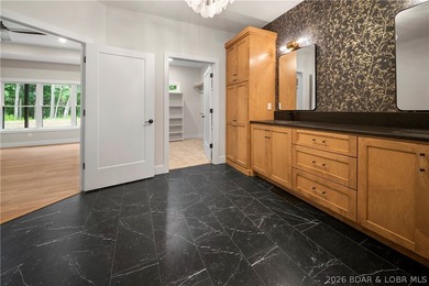 Welcome to this stunning brand-new modern construction home - photo 38