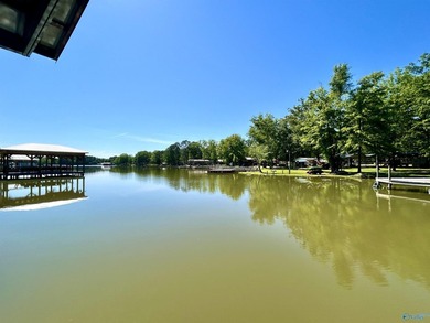 Nestled on the scenic shores of Weiss Lake in the sought-after - photo 7