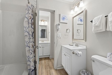 Perfect coastal retreat or investment! This remodeled 1-bedroom - photo 22