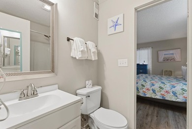 Perfect coastal retreat or investment! This remodeled 1-bedroom - photo 24