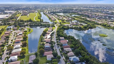 LAKESIDE Living at Its Best! Welcome to this beautifully - photo 33