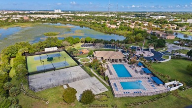 LAKESIDE Living at Its Best! Welcome to this beautifully - photo 37