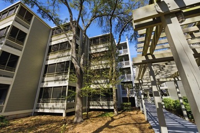 Perfect coastal retreat or investment! This remodeled 1-bedroom - photo 39