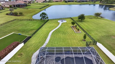 Ideally located in a Cul De Sac backing to a large lake, this - photo 10