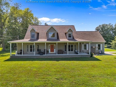 (private lake, pond, creek) Home For Sale in Ona West Virginia