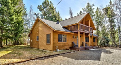 Upgraded and Updated cabin on 2 lots less than a 1/4 mile away - photo 3