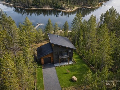Modern Custom Newly Constructed Lakefront home the *Black Dawn* - photo 1