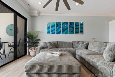 Experience lake lifestyle from the top floor of furnished 3 - photo 4