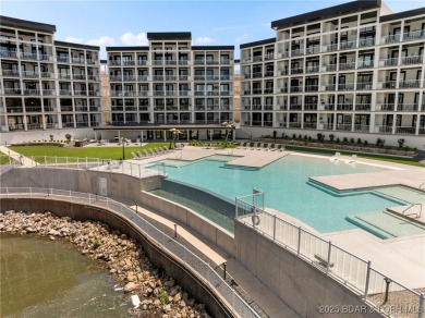 Experience lake lifestyle from the top floor of furnished 3 - photo 7
