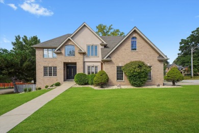 Lake Home Under Contract in Palos Hills, Illinois