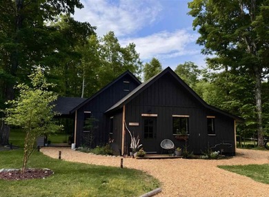 Nestled on 5 picturesque acres along the iconic Tunnel of Trees - photo 4