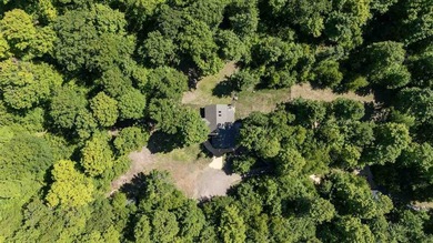 Nestled on 5 picturesque acres along the iconic Tunnel of Trees - photo 10
