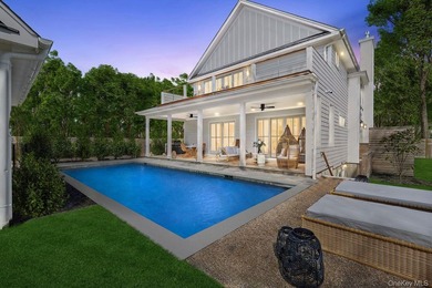 Modern Elegance in Sag Harbor Village Discover an exquisite - photo 1