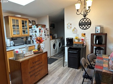Great home located near the Chetco River and Sporthaven beach - photo 12