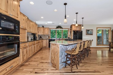 Spacious 5 bedroom, 4 bath Northwoods retreat on Stone Lake - photo 13