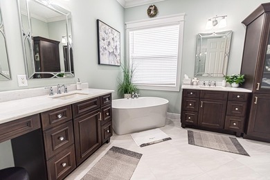 Luxury lakefront living awaits in Magnolia Lakes! This - photo 21
