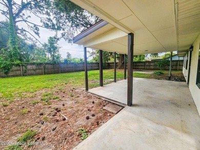 Welcome to this updated 3-bedroom, 2-bath home in Northwest Palm - photo 6