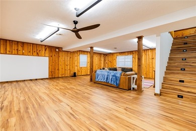 True Ozark living in a real log home that comes with a boat slip - photo 28