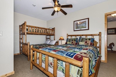 Spacious 5 bedroom, 4 bath Northwoods retreat on Stone Lake - photo 40