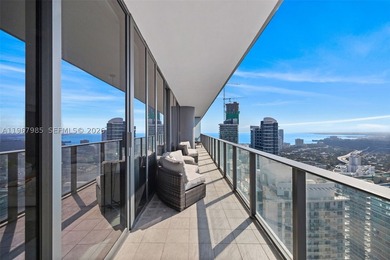 PH5304 at Flatiron Brickell is a rare trophy sky residence - photo 47