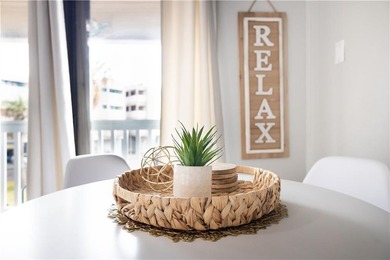 Beautiful condo with an amazing ocean view located on North - photo 2